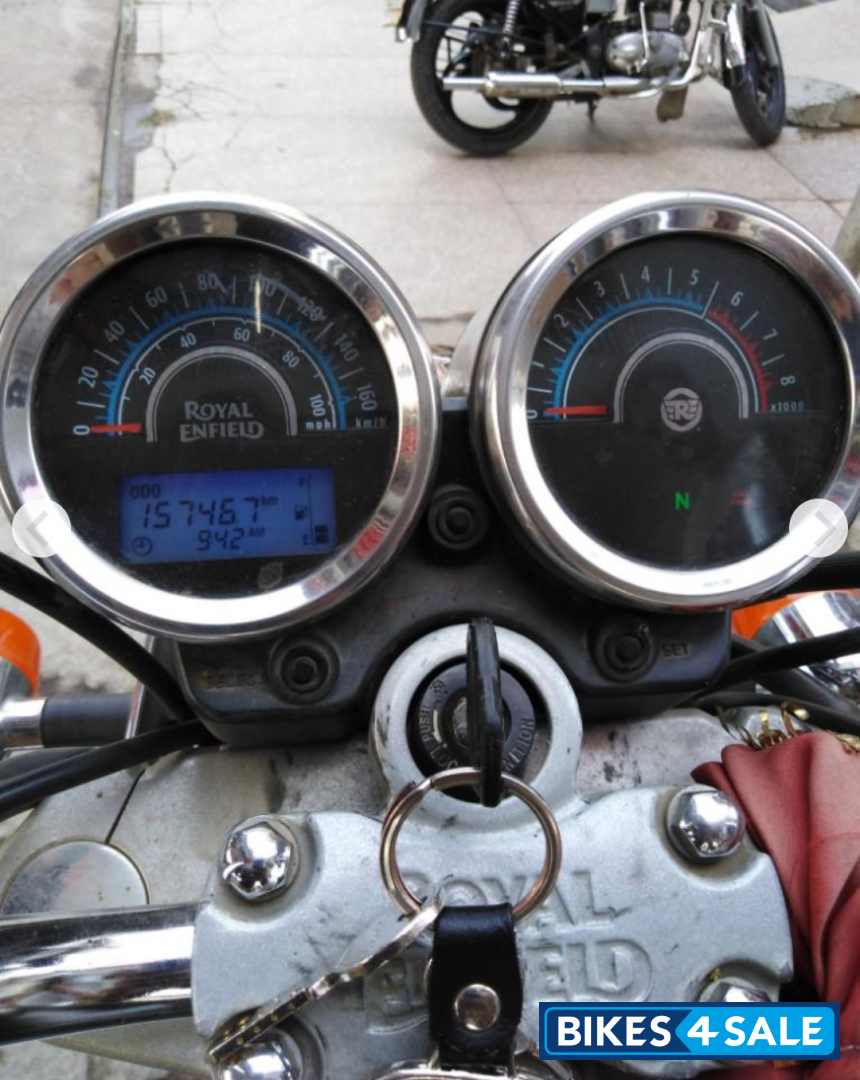 Brown Royal Enfield Thunderbird 350 Brown Royal Enfield Thunderbird 350