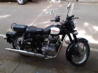 Black Royal Enfield Classic 350