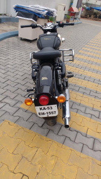 Black Royal Enfield Classic 350