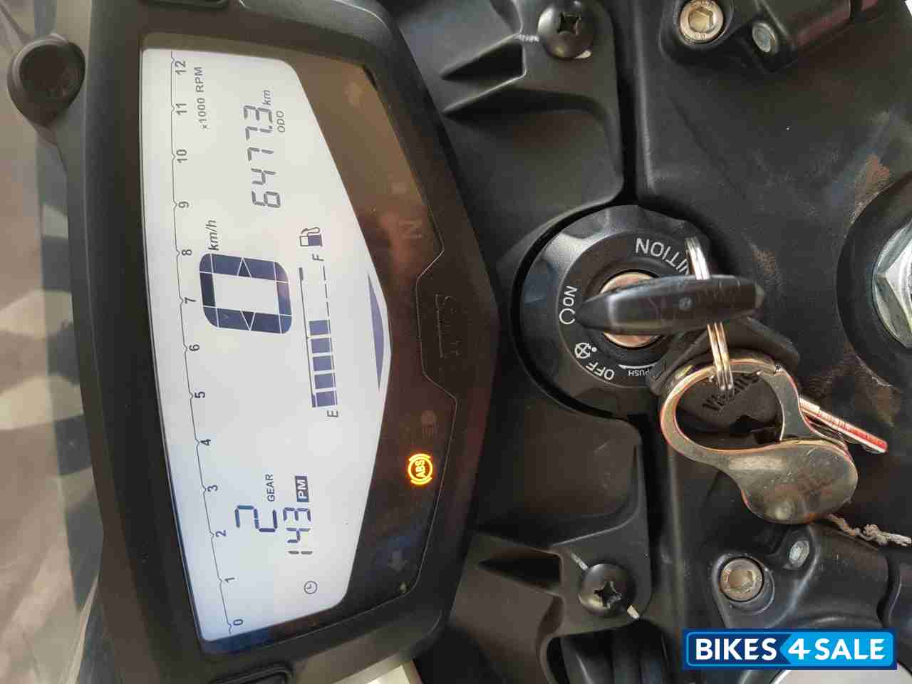 White TVS Apache RTR 200 4V ABS Race Edition 2.0