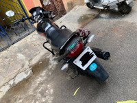 Black Honda Dream Yuga
