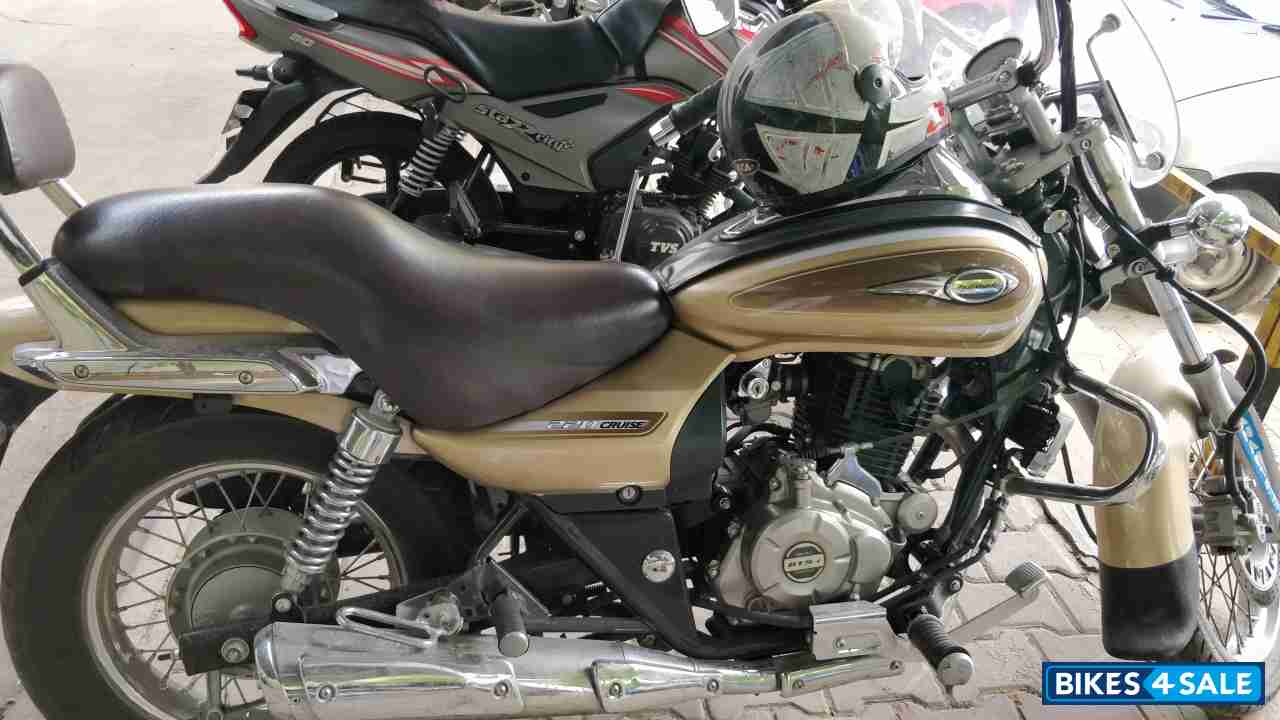 Bajaj Avenger Cruise 220