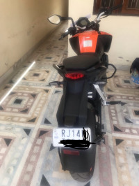 Orange KTM Duke 200