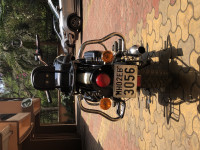 Royal Enfield Classic 500