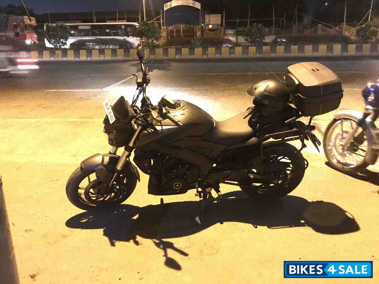 Bajaj Dominar 400 Disc
