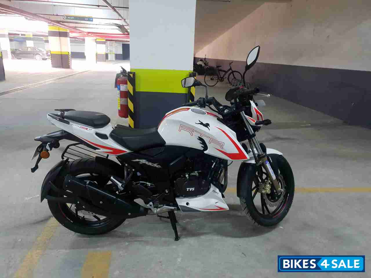 TVS Apache RTR 200 4V ABS Race Edition 2.0