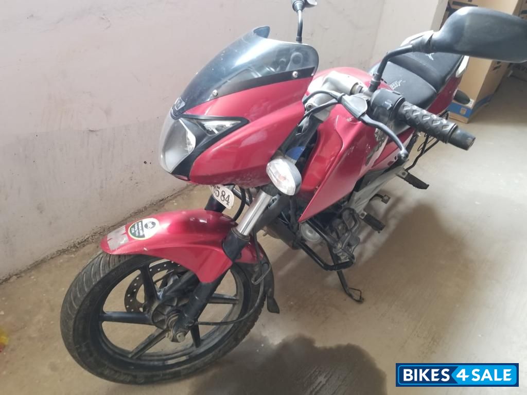 Red Bajaj Pulsar 180 DTSi