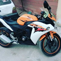 Honda CBR 150R 2013 Model