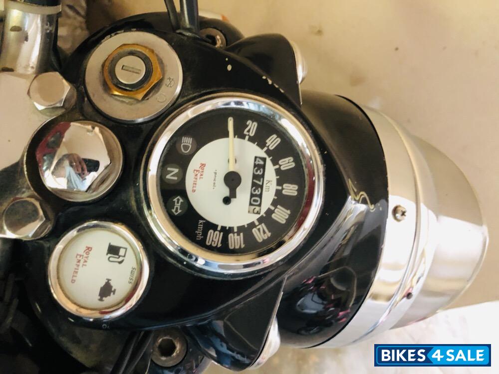 Royal Enfield Classic 500