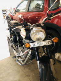 Royal Enfield Classic 500