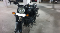 Royal Enfield Classic Stealth Black