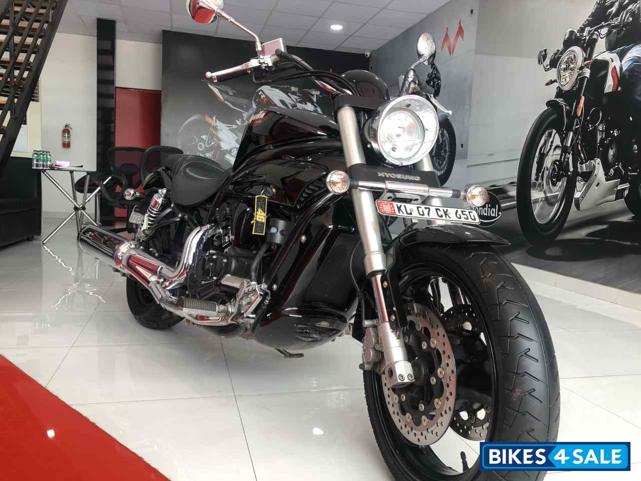 Hyosung Aquila Pro 650 Hyosung Aquila Pro 650