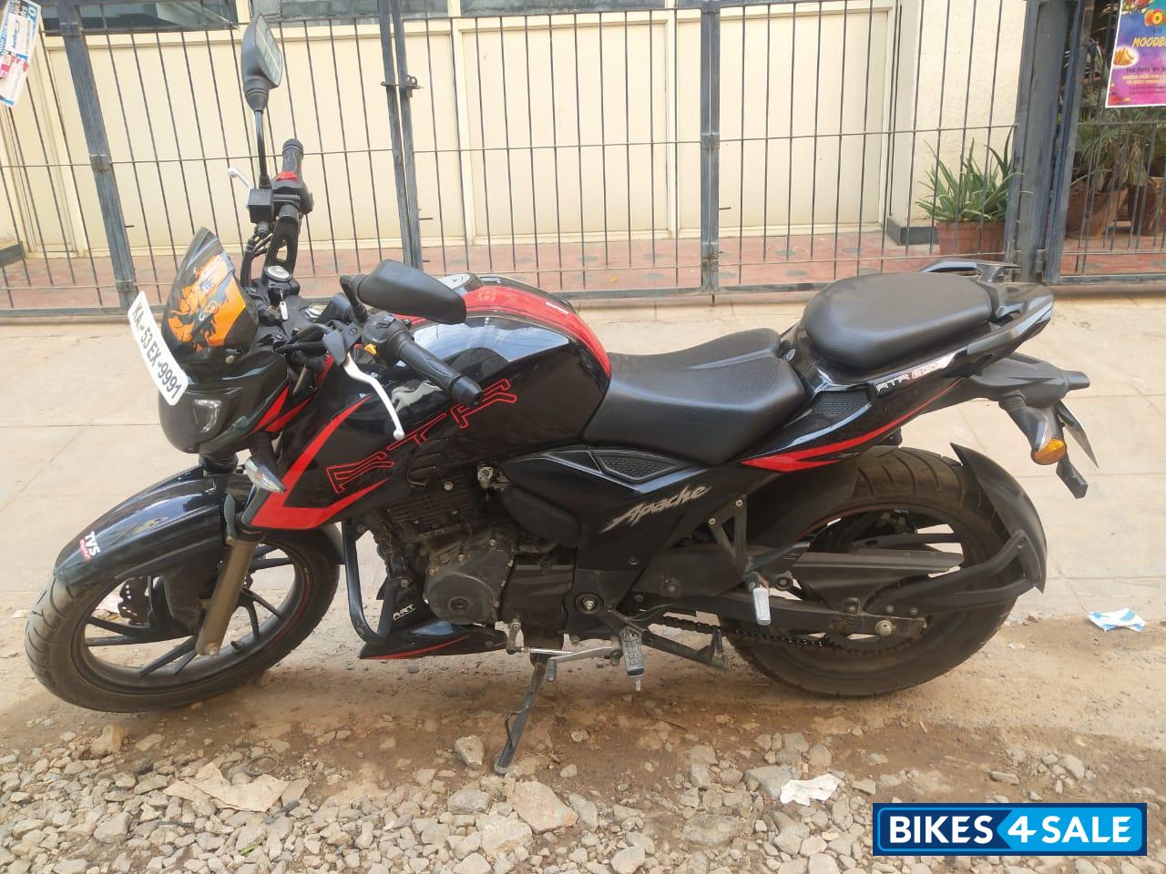 TVS Apache RTR 200 4V Race Edition 2.0