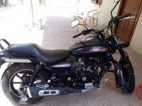 Black Bajaj Avenger Street 220