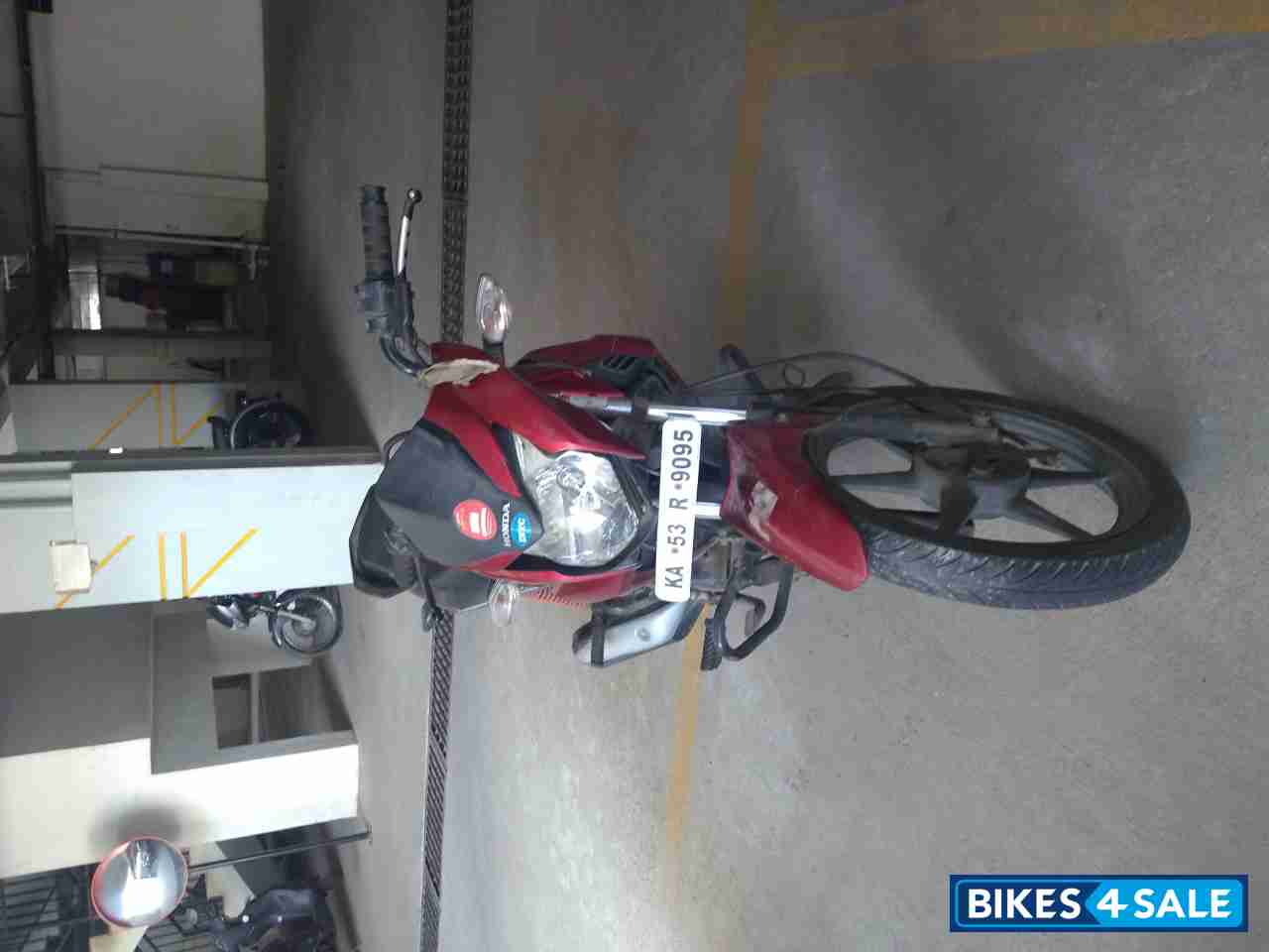 Red Honda CB Twister Red Honda CB Twister