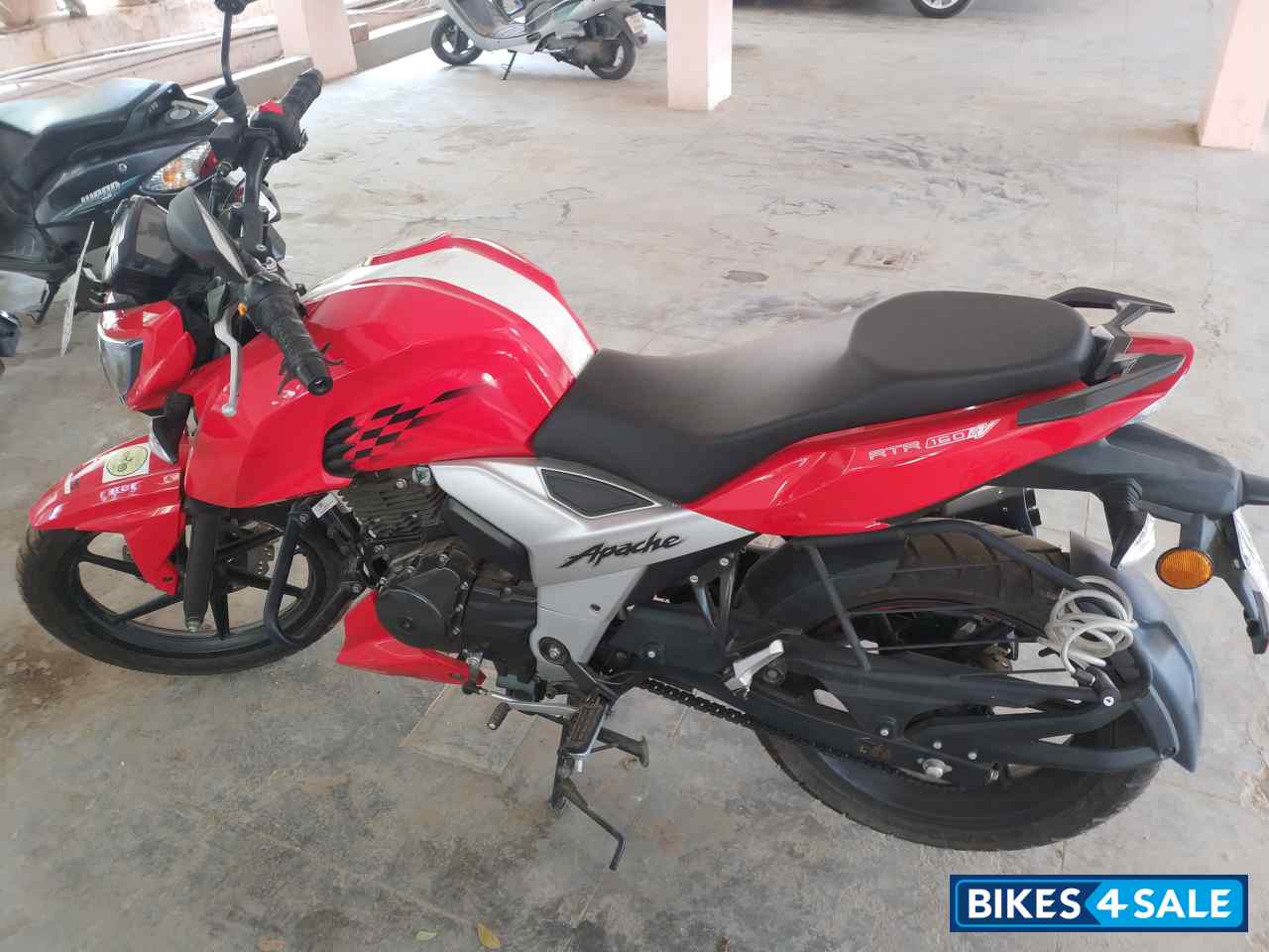 TVS Apache RTR 160 4V