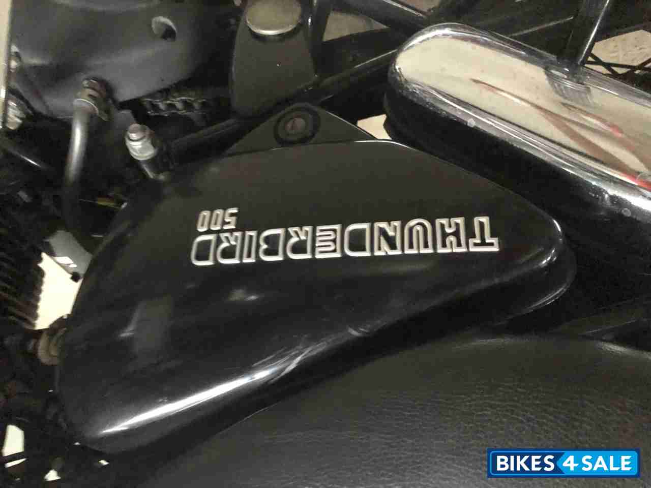 Black Royal Enfield Thunderbird 500