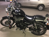 Black Royal Enfield Thunderbird 500