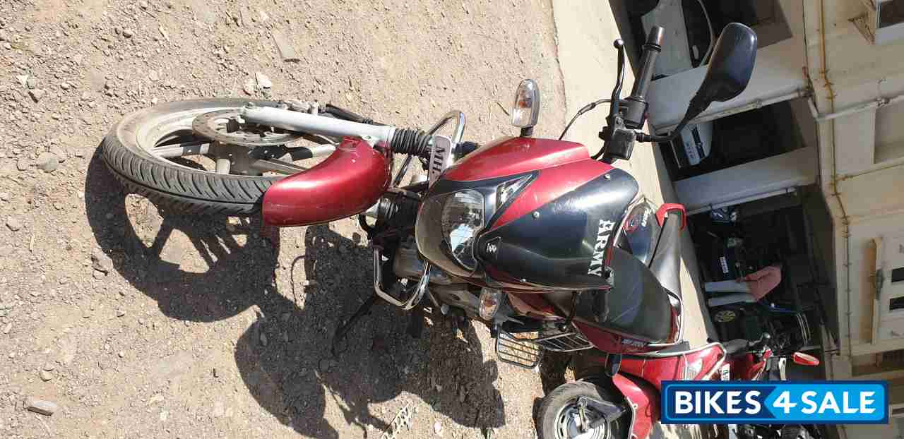 Red Bajaj Pulsar 150 DTSi