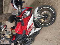 Yamaha YZF R15 V2