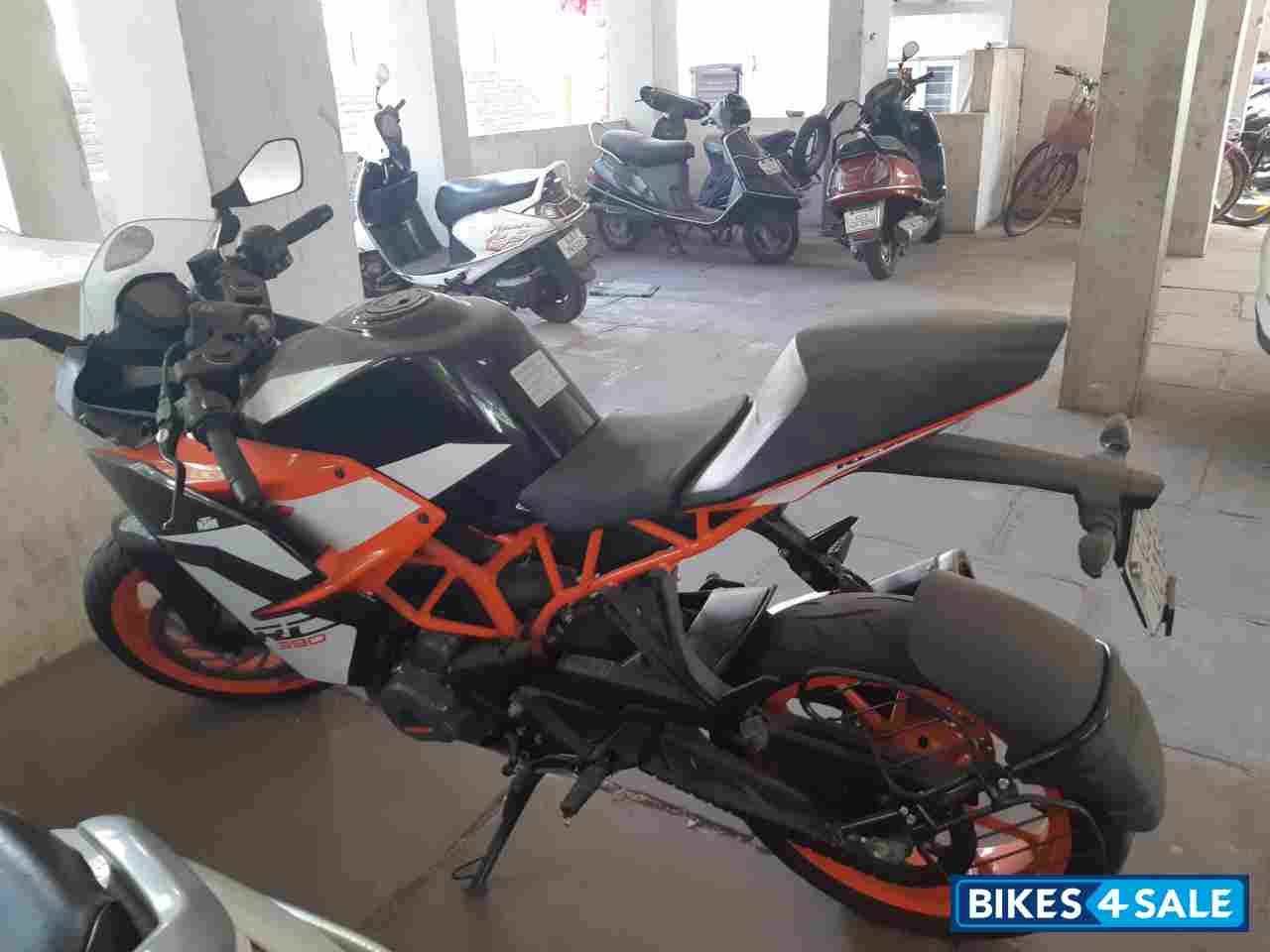 KTM Duke 390