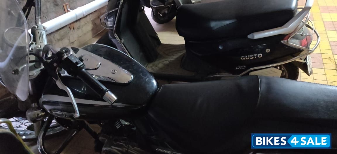 Bajaj Avenger Cruise 220