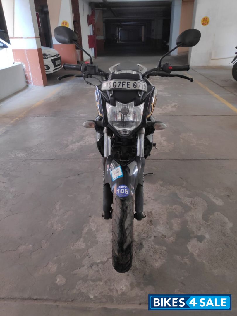 Black Yamaha FZ FI V2 Black Yamaha FZ FI V2
