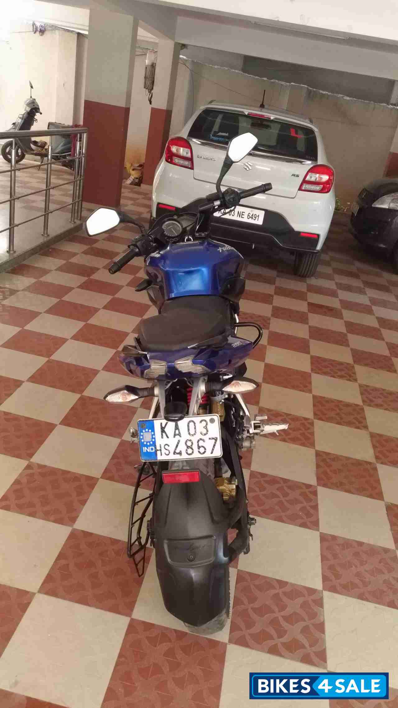 Bajaj Pulsar 200 NS