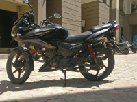 Black And Grey Metal Honda CBF Stunner