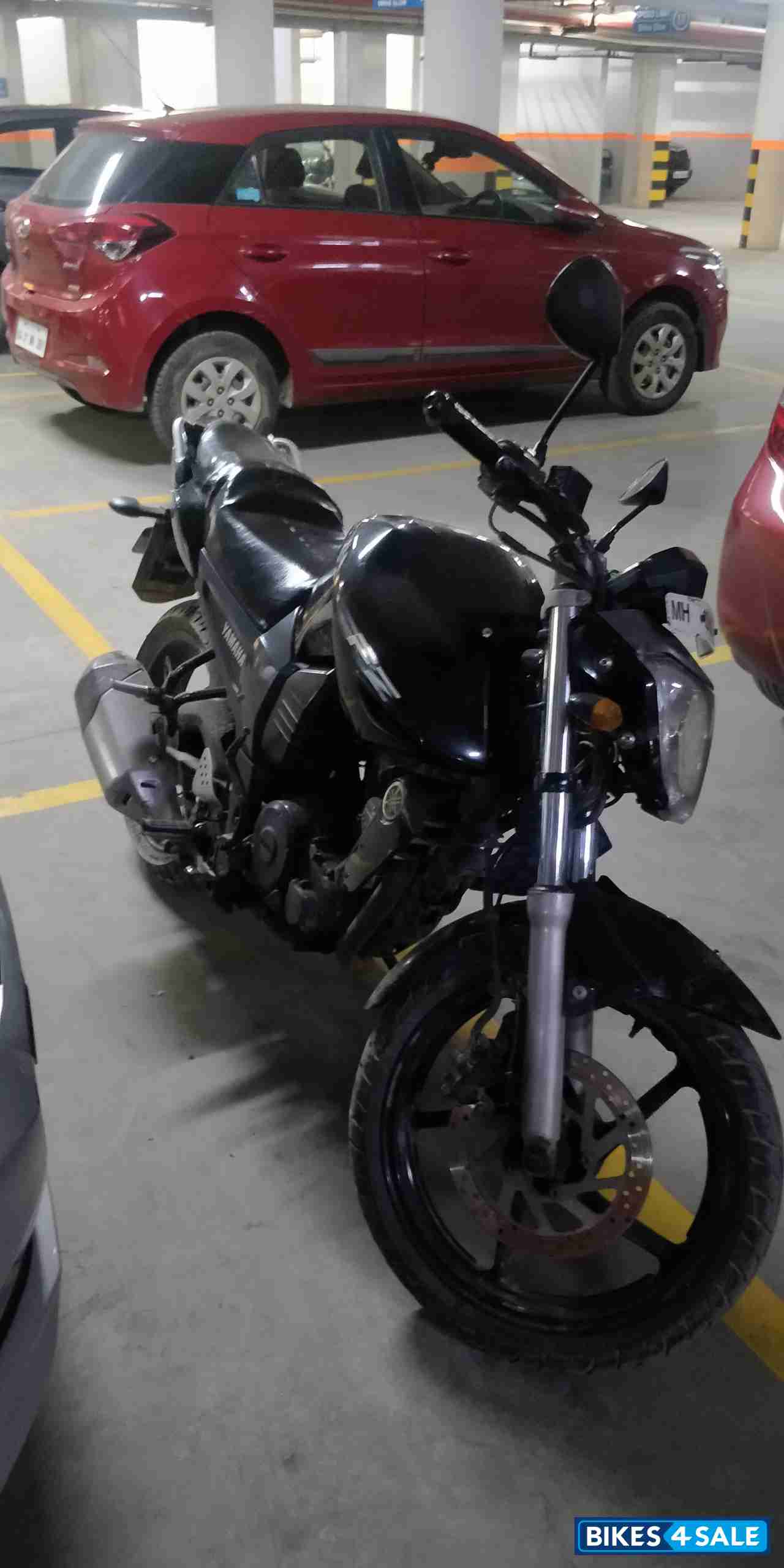 Black Yamaha FZ-S
