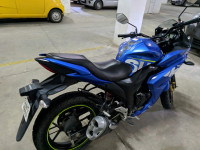 Blue Suzuki Gixxer SF