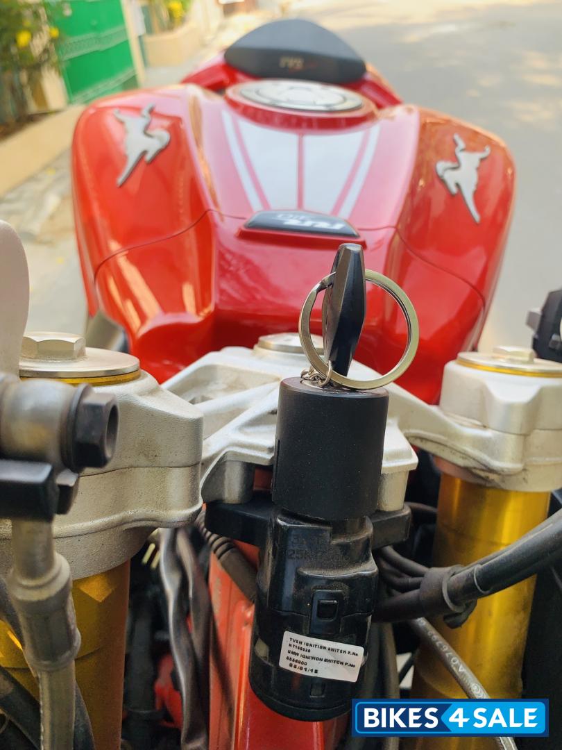 Red TVS Apache RR 310