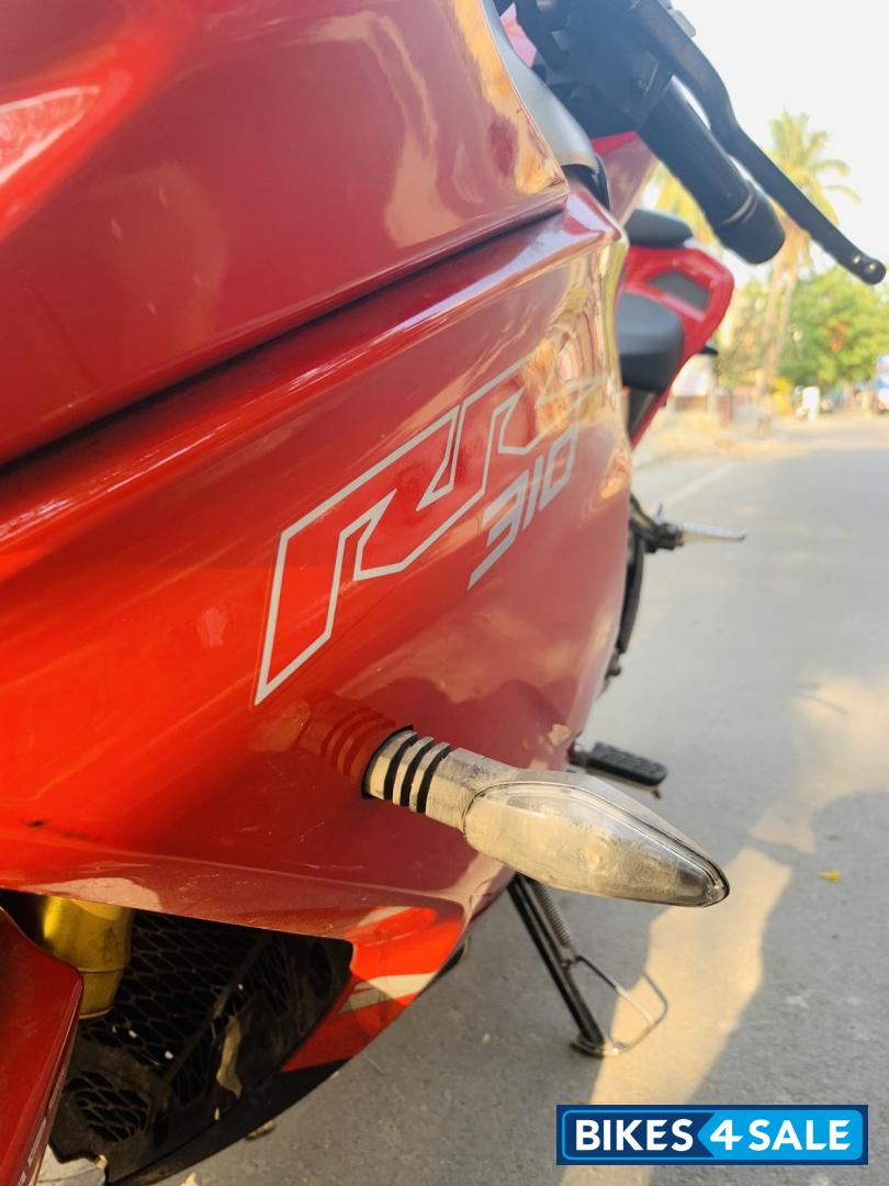 Red TVS Apache RR 310