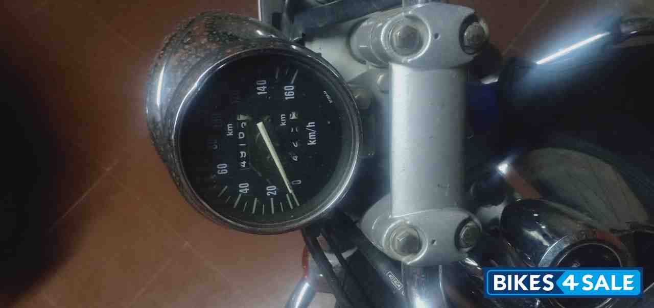 Bajaj Avenger 220 DTS-i Bajaj Avenger 220 DTS-i