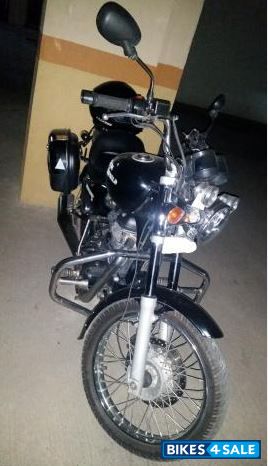 Black Royal Enfield Thunderbird 500