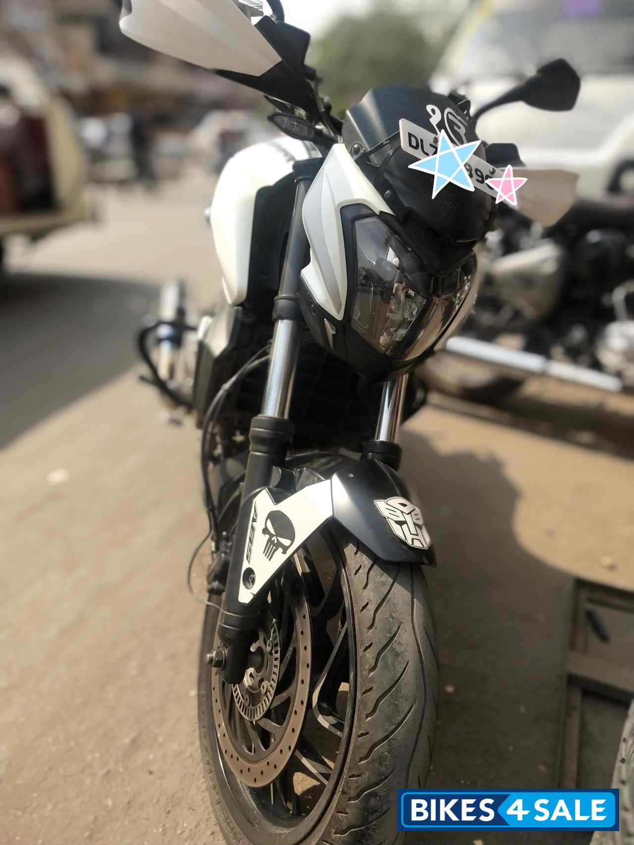 Bajaj Dominar 400 Disc
