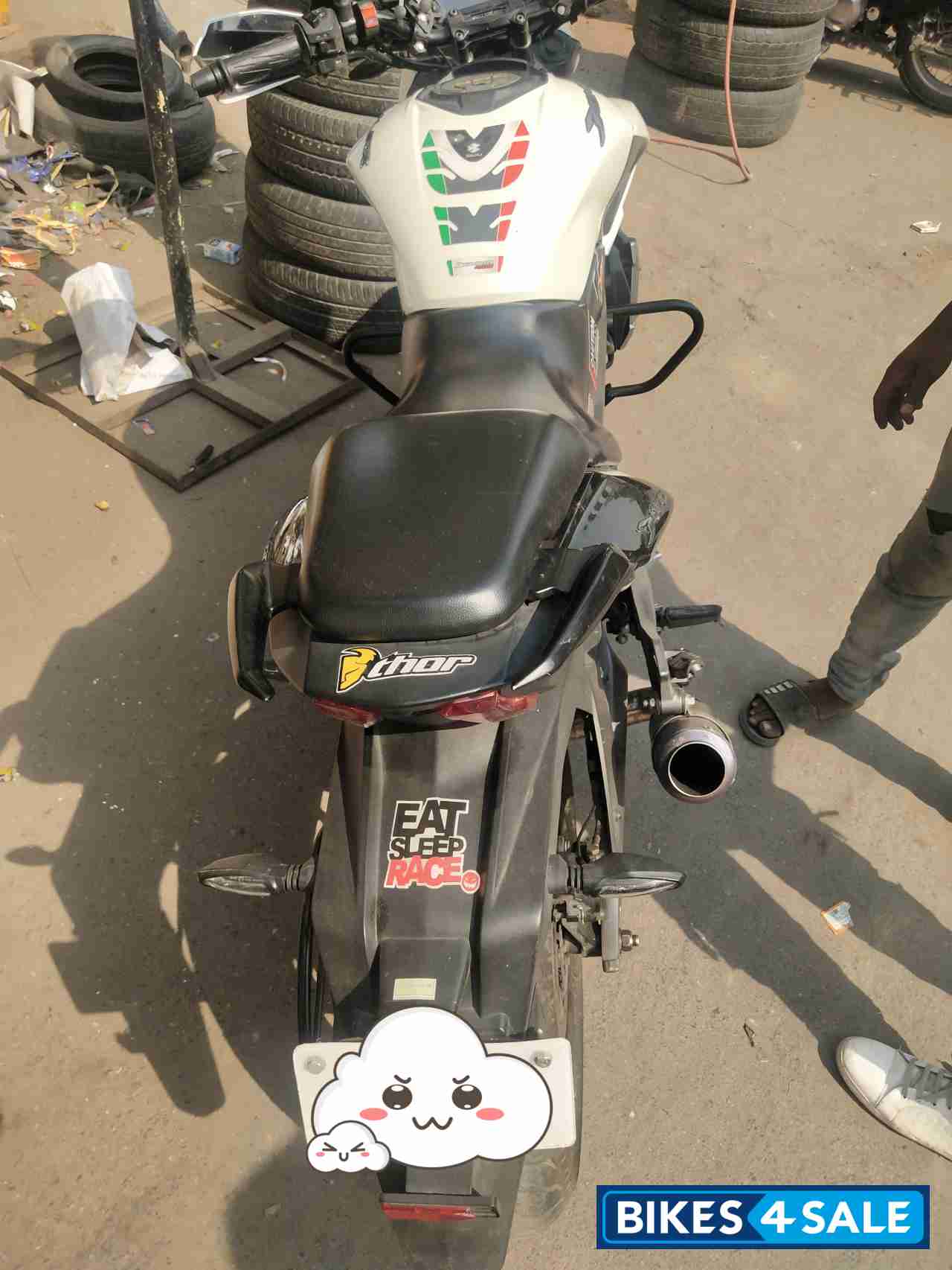 Bajaj Dominar 400 Disc Bajaj Dominar 400 Disc