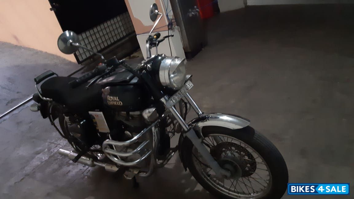 Black Royal Enfield Bullet Electra