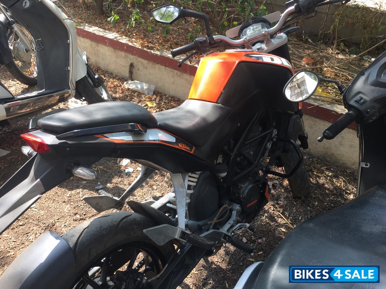 KTM Duke 200