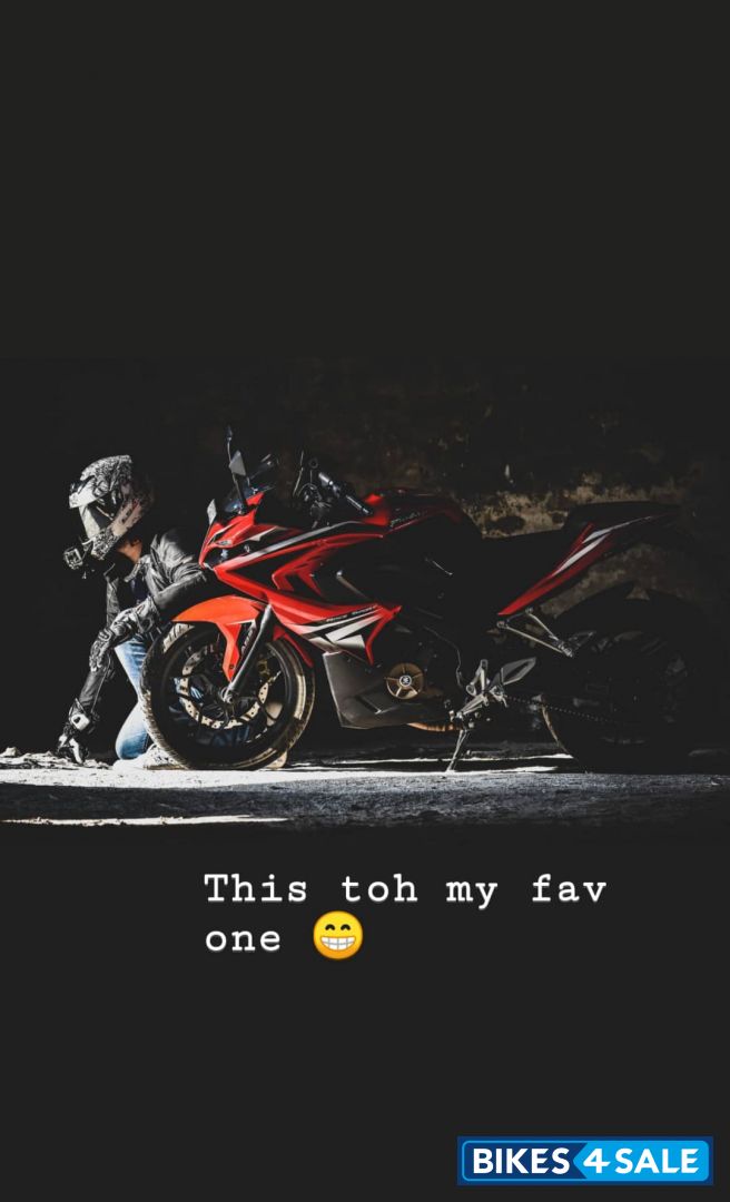 Red Bajaj Pulsar RS 200 ABS