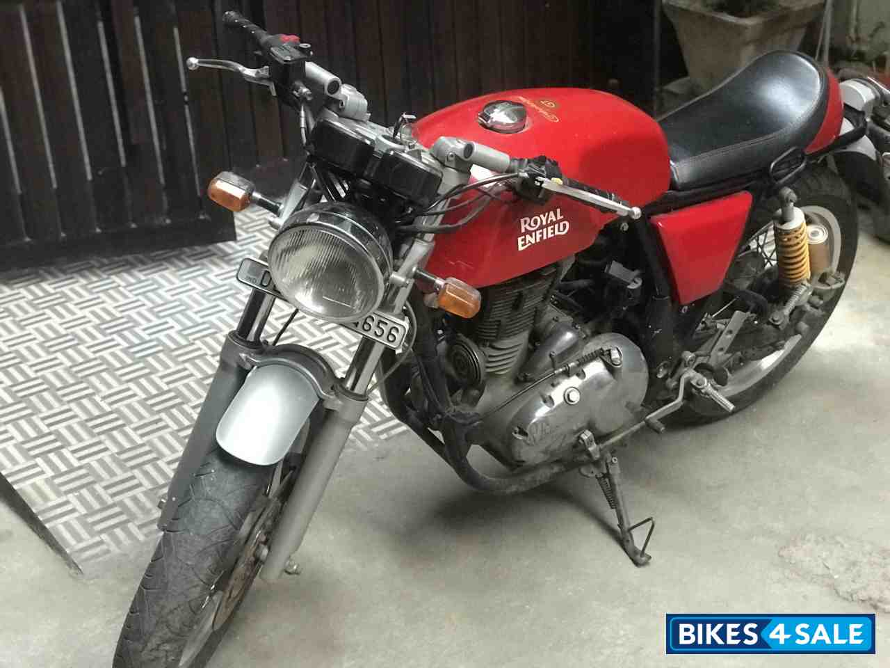 Red Royal Enfield Continental GT 535 Red Royal Enfield Continental GT 535