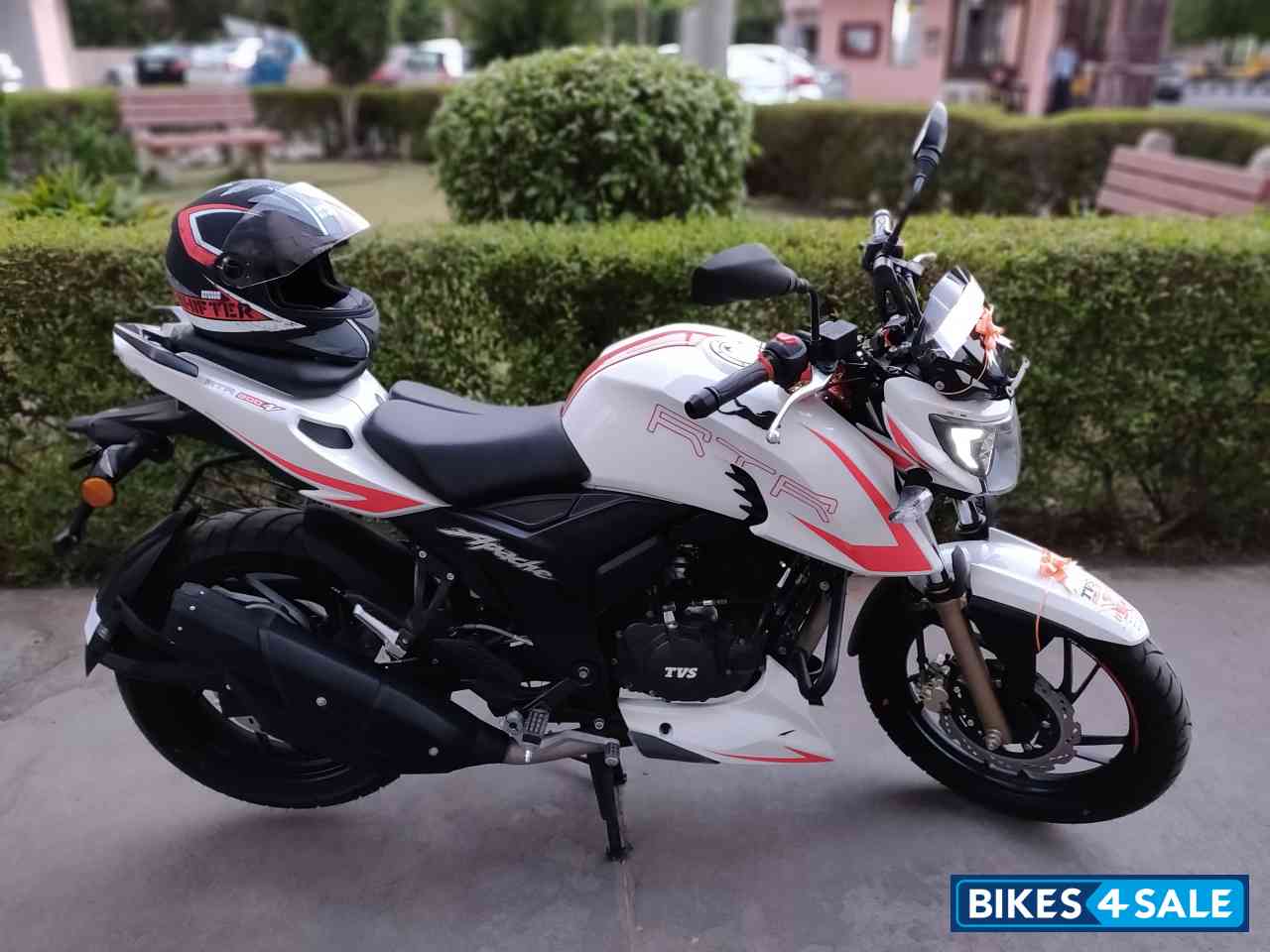 TVS Apache RTR 200 4V ABS Race Edition 2.0