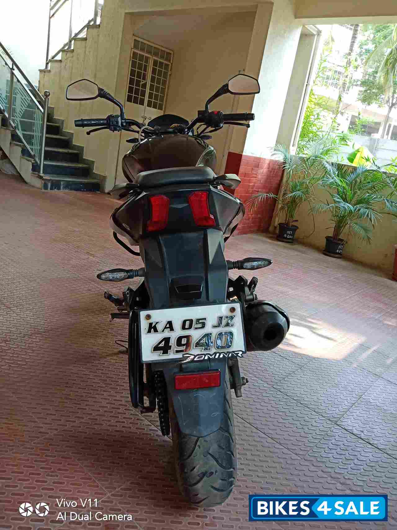 Twilight Plum Bajaj Dominar 400