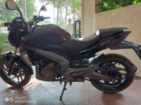Twilight Plum Bajaj Dominar 400