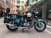 Green Royal Enfield Classic 500