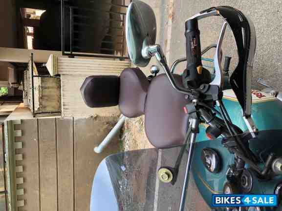 Green Royal Enfield Classic 500 Green Royal Enfield Classic 500