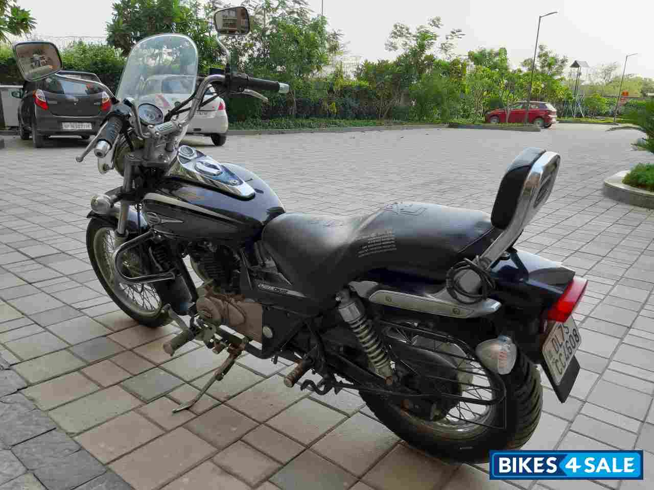 Bajaj Avenger Cruise 220