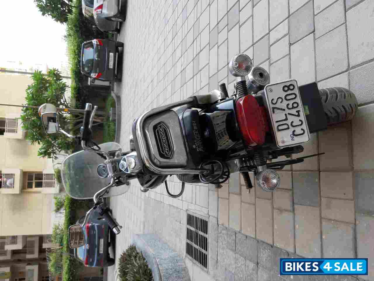 Bajaj Avenger Cruise 220