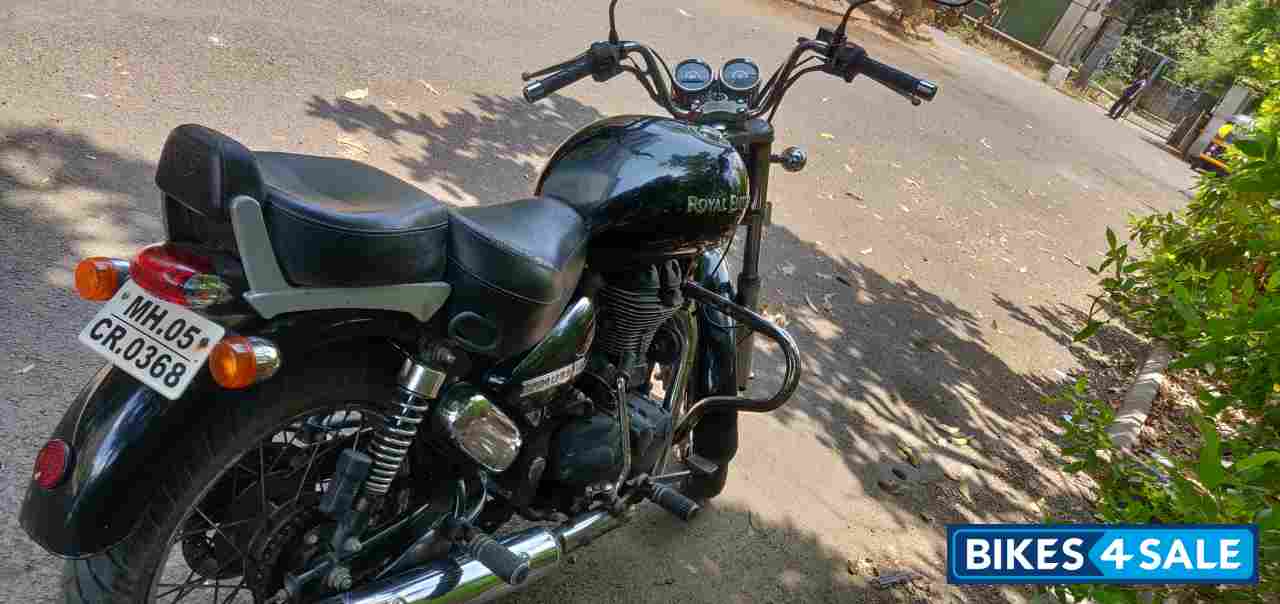 Lightning Black Royal Enfield Thunderbird 350