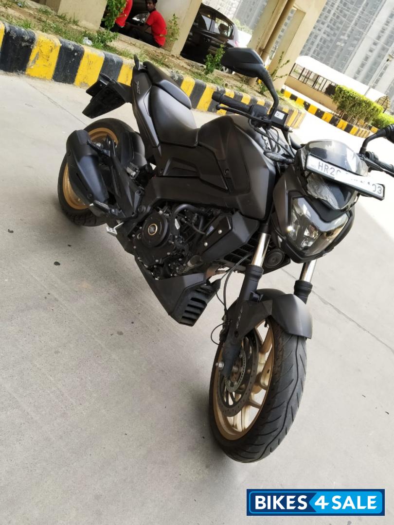 Rock Matte Black Bajaj Dominar 400